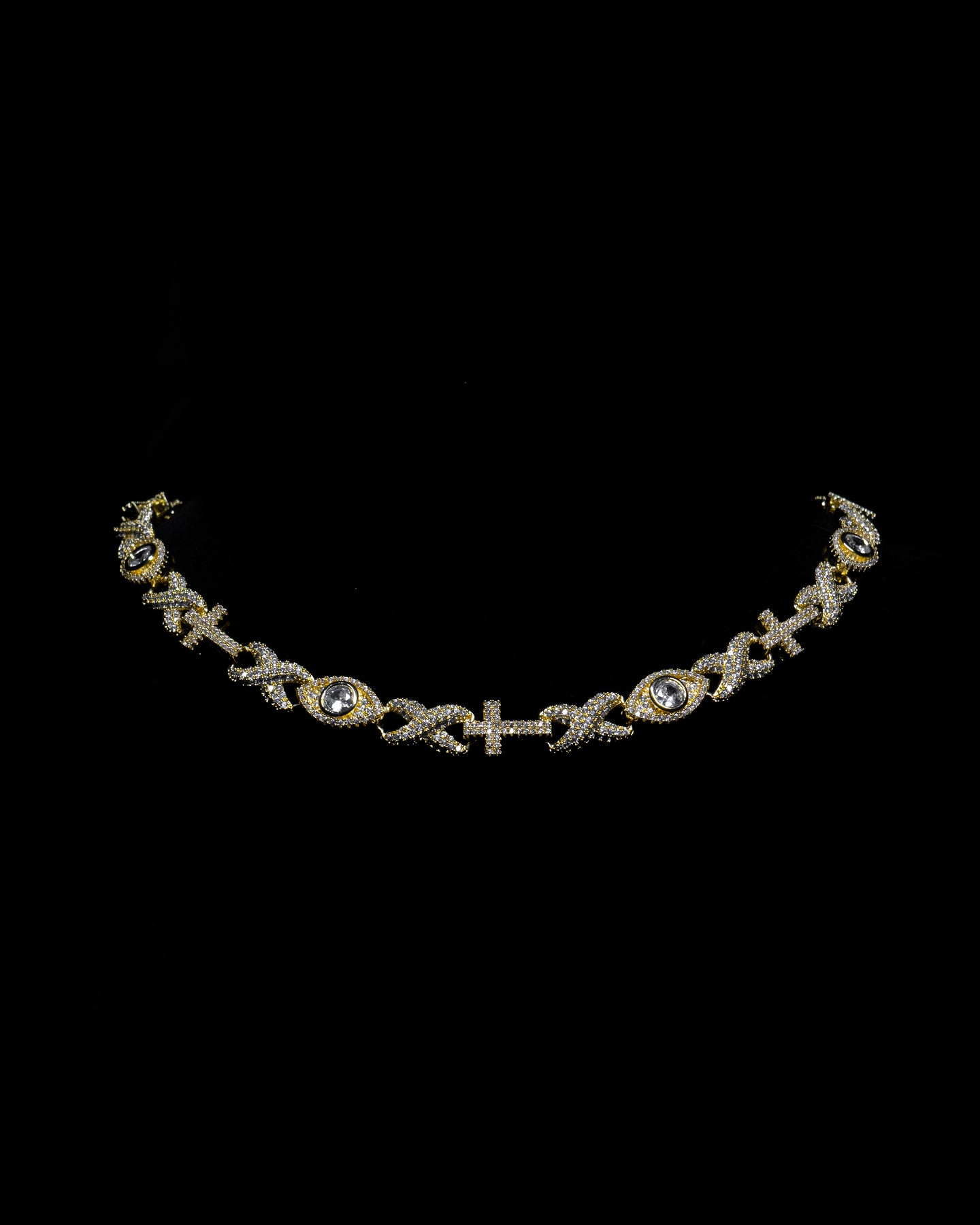 Eyed Chain in Yellow Gold