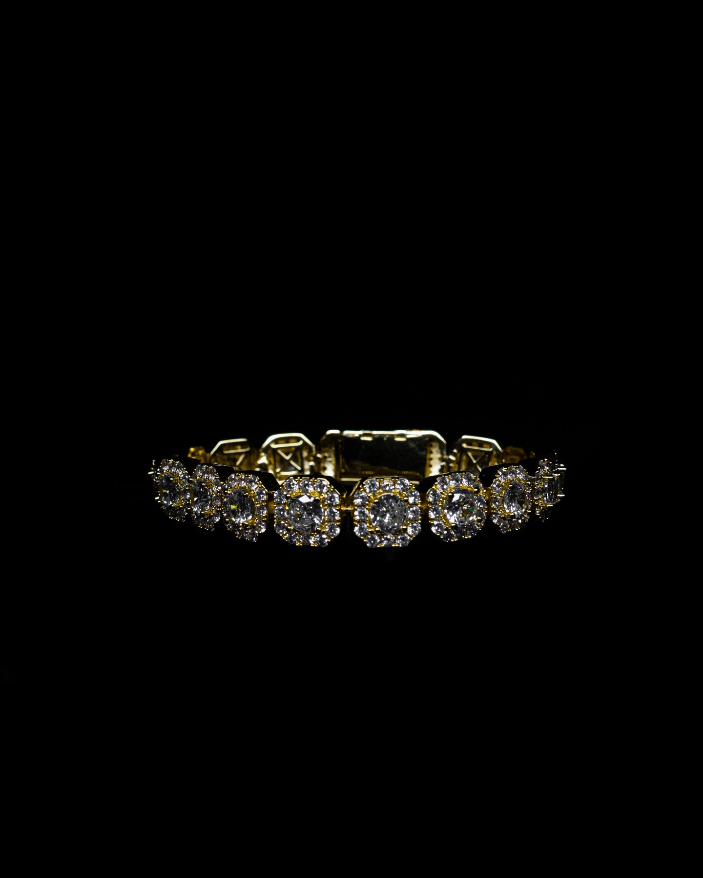 10MM Clustered Bracelet in Yellow Gold