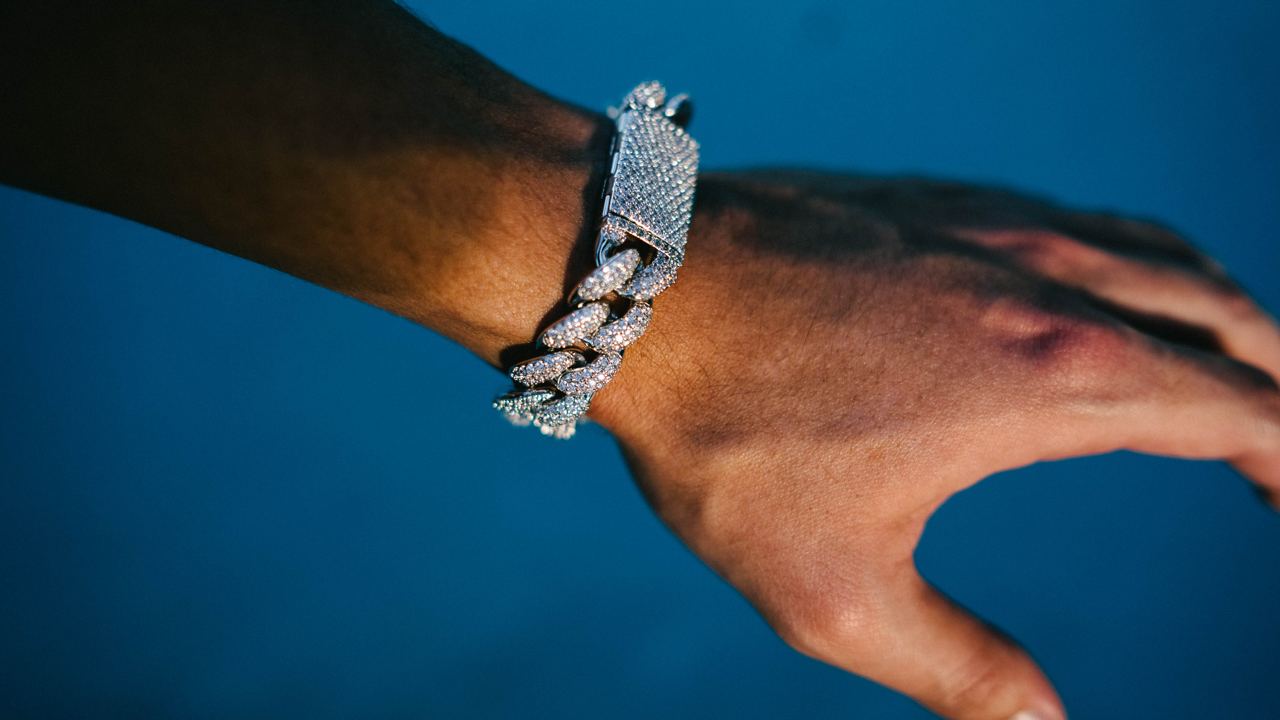 16MM Cuban Link Bracelet in White Gold